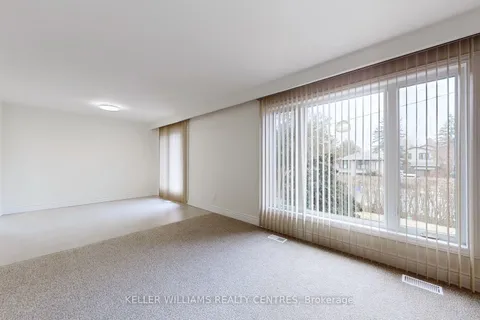 14 Algonquin Crescent, ON L4G 3E5