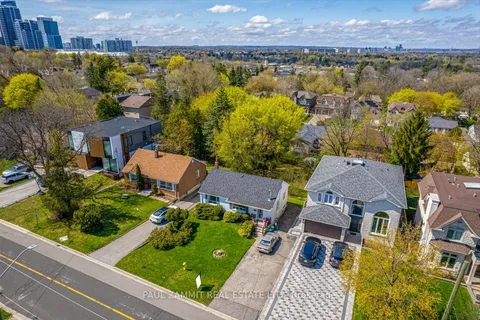 106 Highland Park Boulevard, ON L3T 1B7