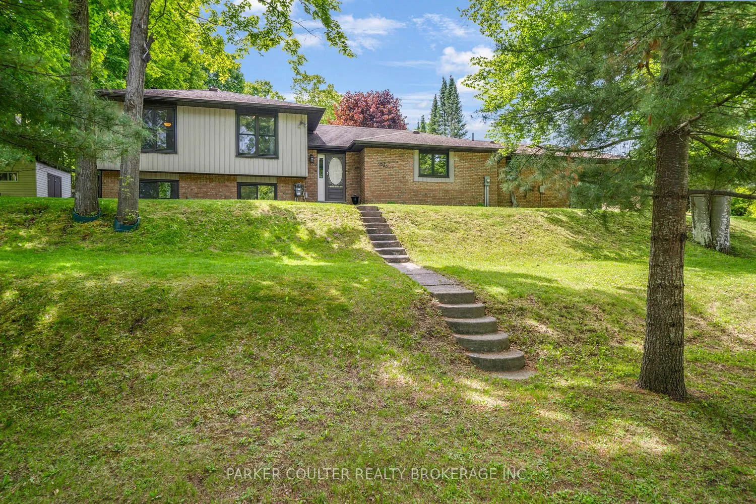 3923 Guest Road, ON L9S 2T2