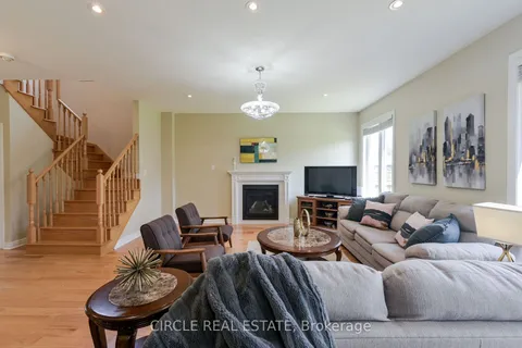 166 Sharpe Crescent, ON L0G 1W0