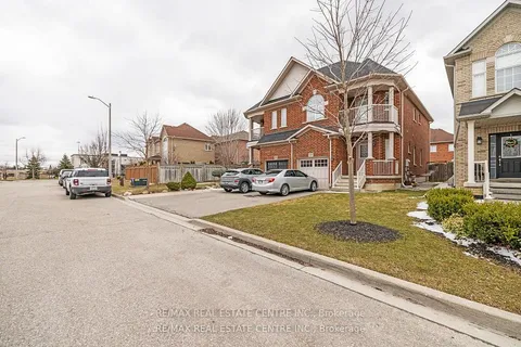 108 Ozner Crescent, ON L4H 0E1