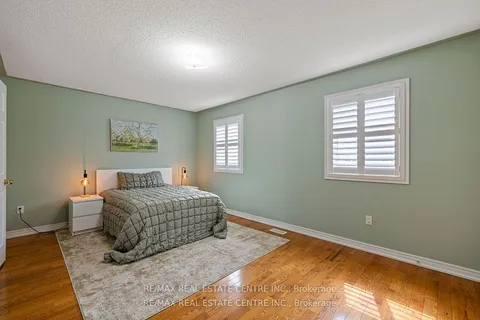 108 Ozner Crescent, ON L4H 0E1