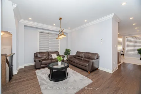 132 Meadow Vista Crescent, ON L9N 0T4