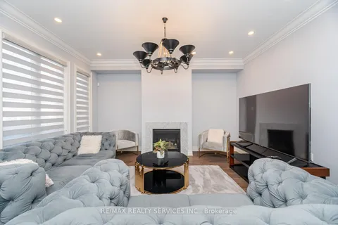 132 Meadow Vista Crescent, ON L9N 0T4