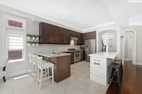 43 Robert Berry Crescent, King, ON L7B 0M4