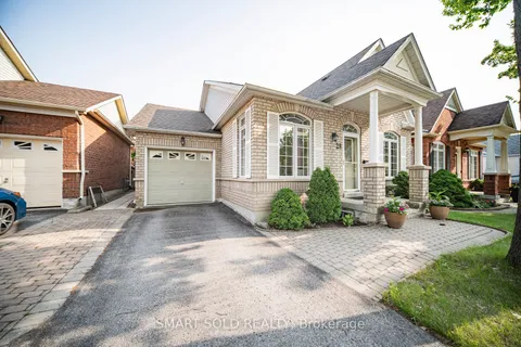 29 Cliveden Place, Markham, ON L6C 2S4