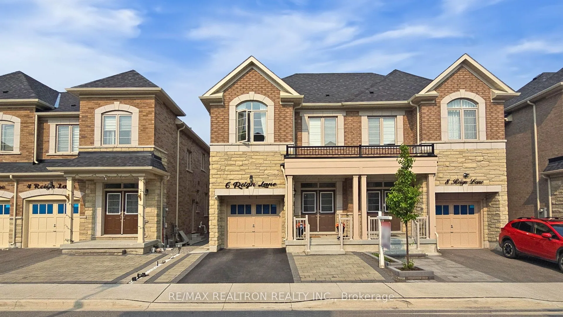 6 Reign Lane, ON L3S 0E8
