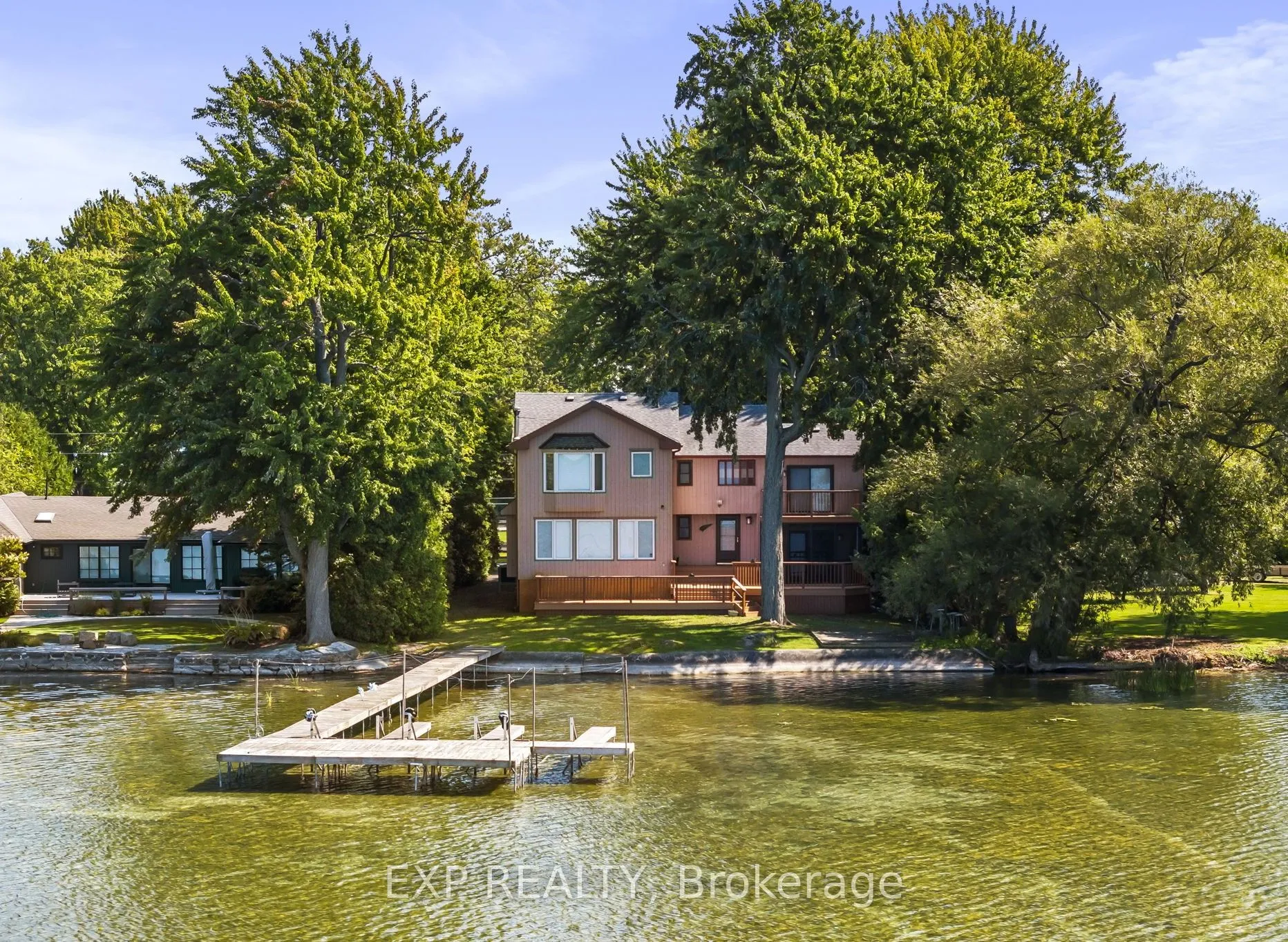 582 Duclos Point Road, ON L0E 1N0