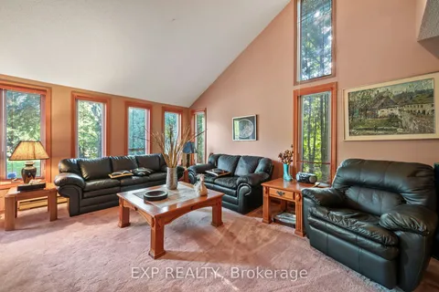 582 Duclos Point Road, ON L0E 1N0