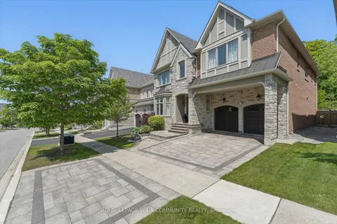80 Forest Grove Court, ON L4G 3G4