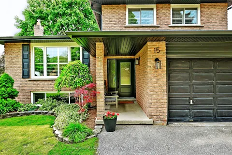 15 Earls Court, East Gwillimbury, ON L9N 1E5