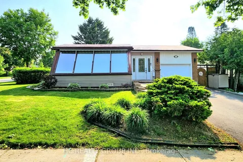 21 SIR CONSTANTINE Drive, Markham, ON L3P 2X3