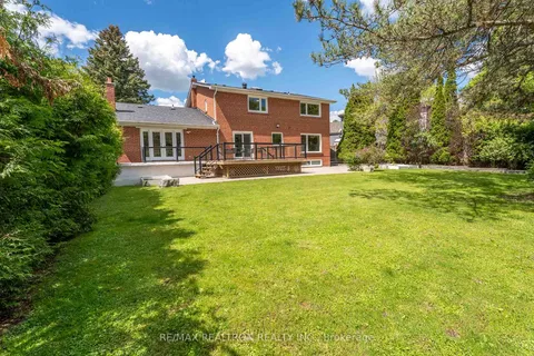 20 Dale Park Court, Markham, ON L3T 2A2