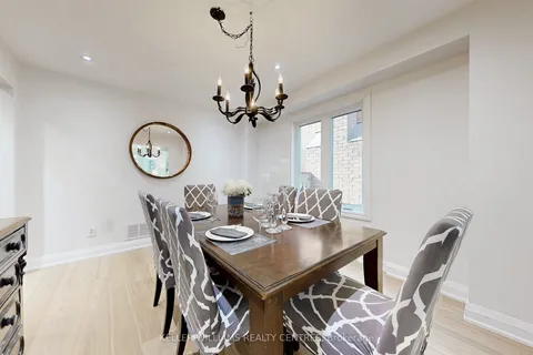 179 Covent Crescent, ON L4G 6P9