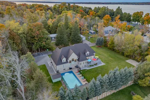 3965 Algoma Avenue, ON L9S 2M1