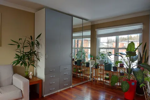 880 Leslie Valley Drive, ON L3Y 7G9