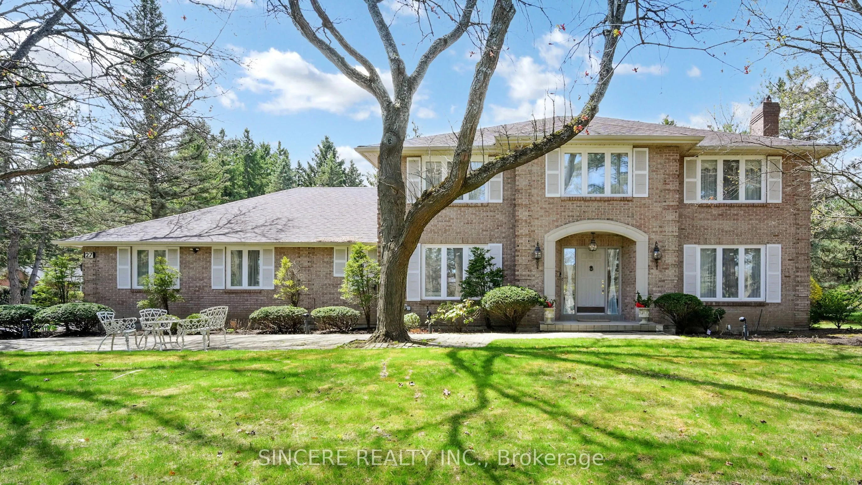 27 Country Estates Drive, ON L6C 1A4