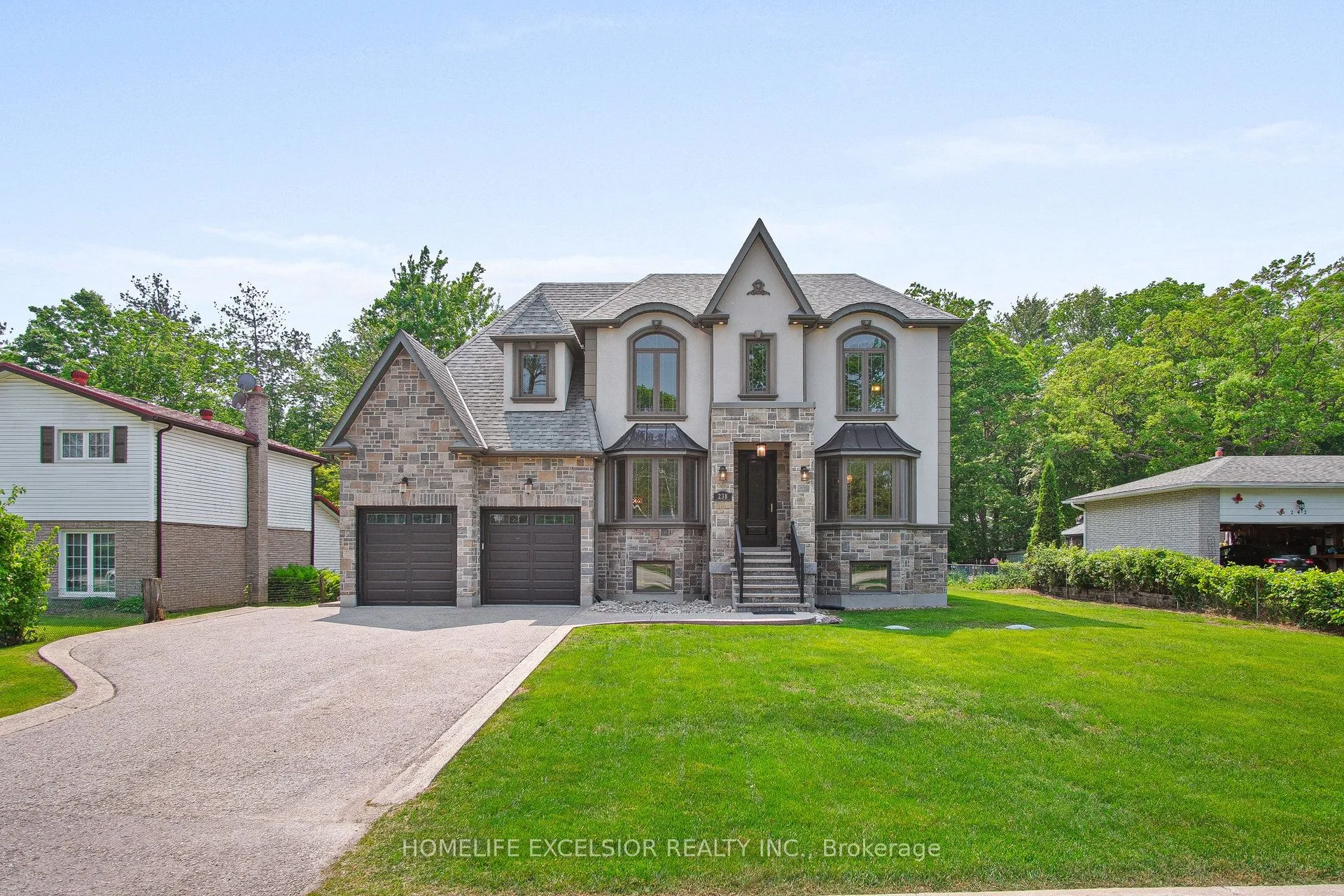 238 Sand Road, East Gwillimbury, ON L9N 1K1