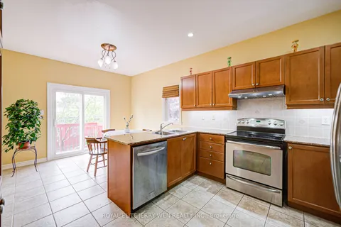 61 Eagle Peak Drive, ON L4S 2W3