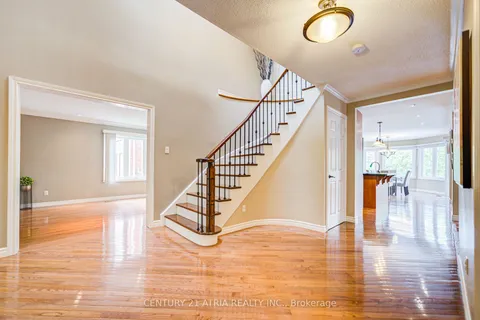 61 Brooklyn Crescent, Markham, ON L3P 7C3