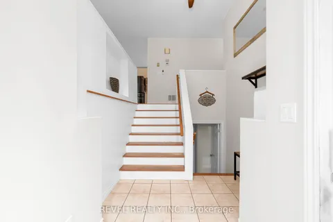 6 Park Road, ON L0M 1B2