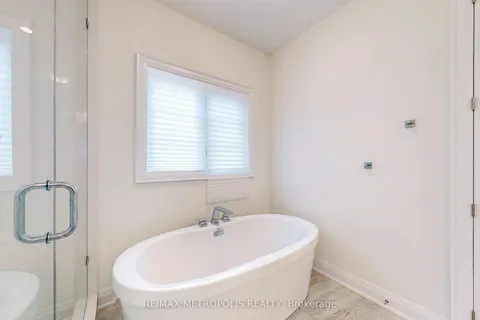 100 Ballantyne Boulevard, ON L3L 0E8