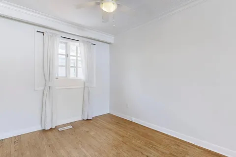 424 Bonita Crescent, ON L4C 3N1