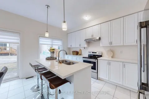 20 Valleo Street, ON L4P 0J9