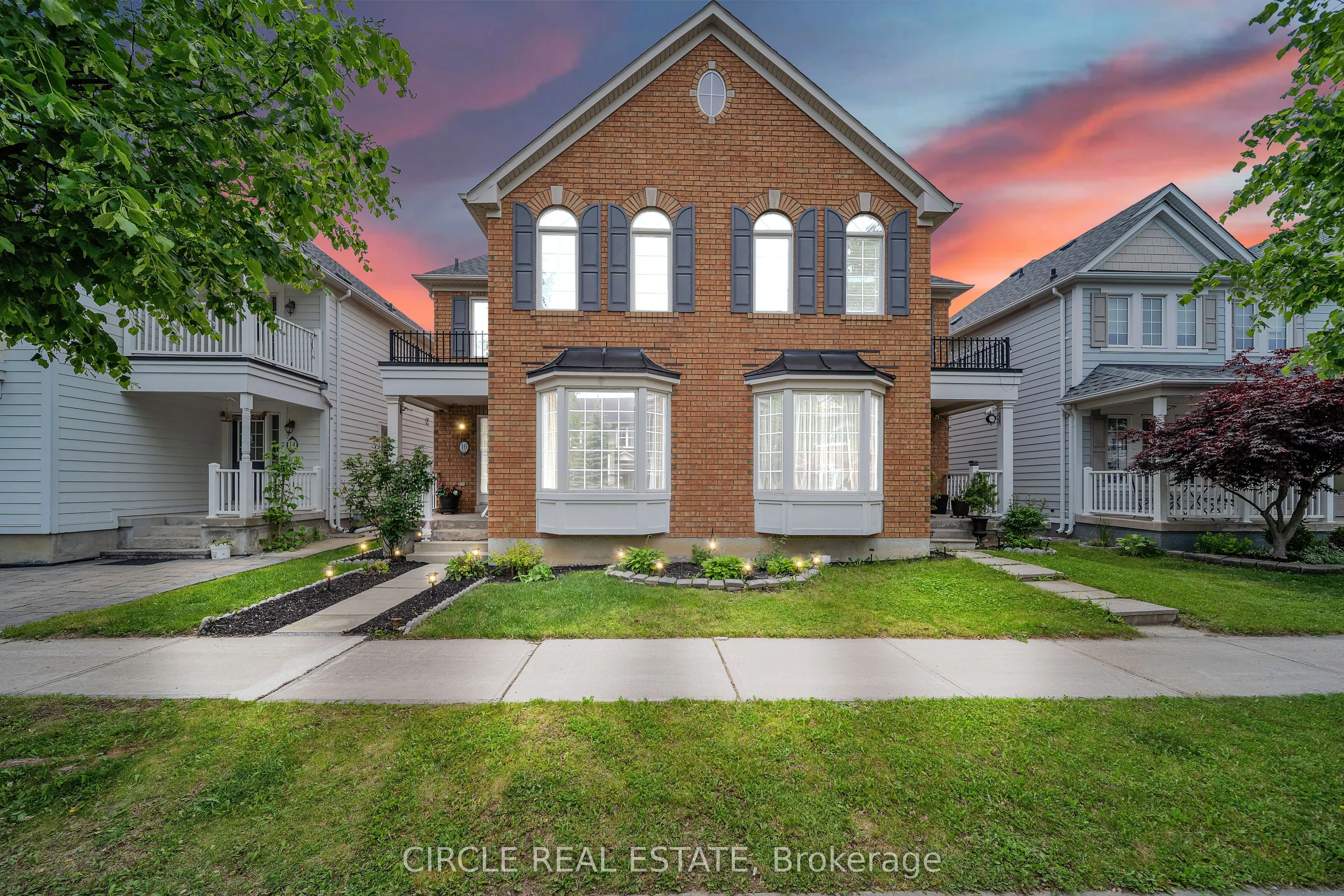 16 Calafia Street, ON L6B 0H6