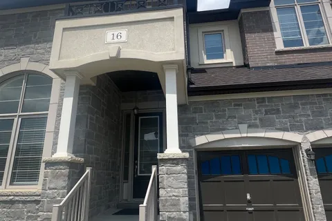 16 Kenneth Ross Crescent, ON L9N 0T7
