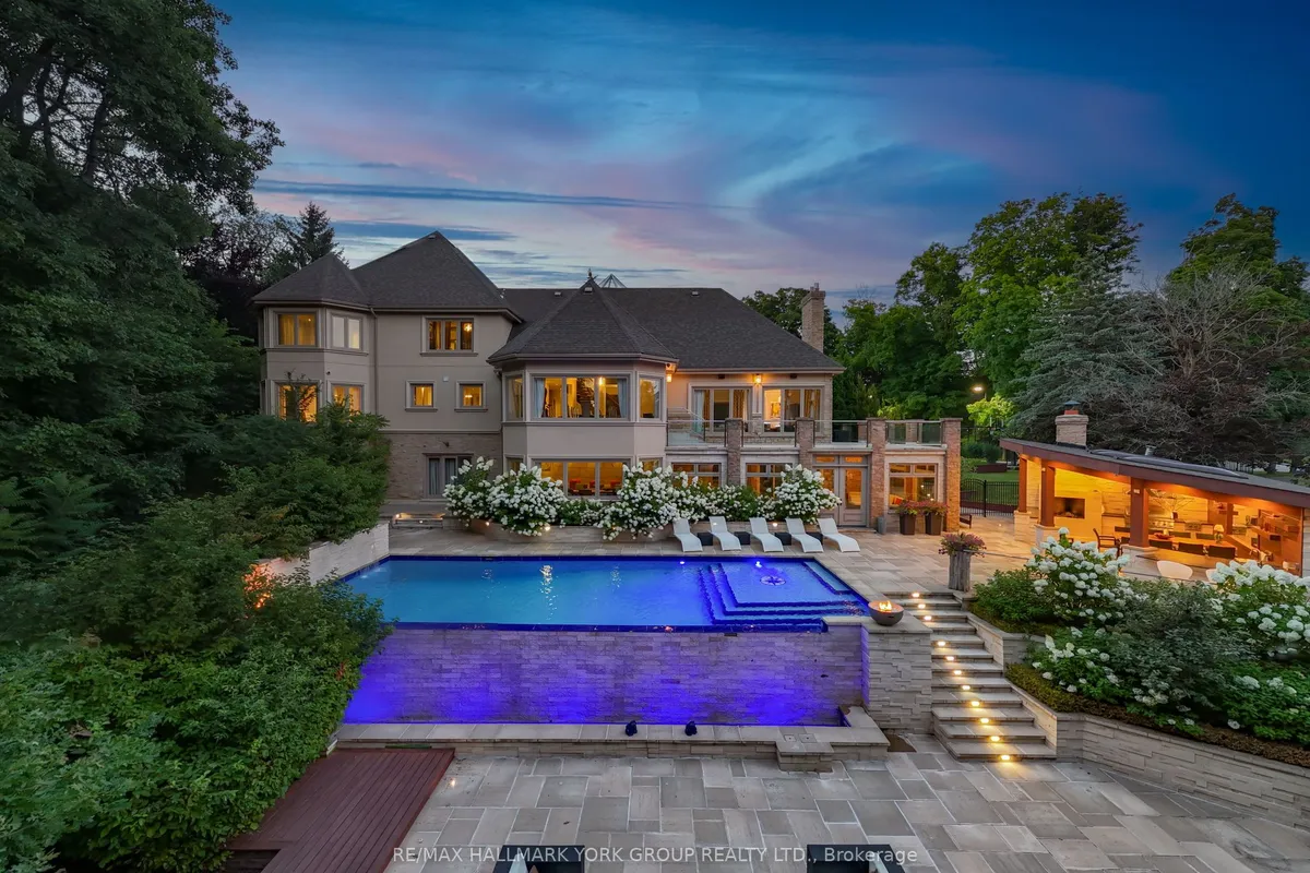 24 Dew Drop Court, ON L6A 1E9