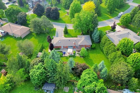 335 Forde Crescent, ON L7B 1G7
