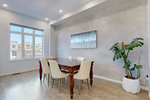 1178 Wellington Street, ON L4G 2C9