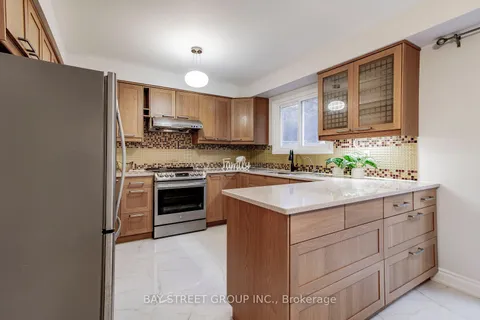300 Fincham Avenue, Markham, ON L3P 4E7