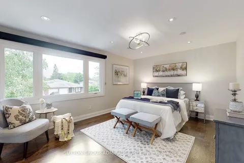 24 Colonsay Road, Markham, ON L3T 3E8