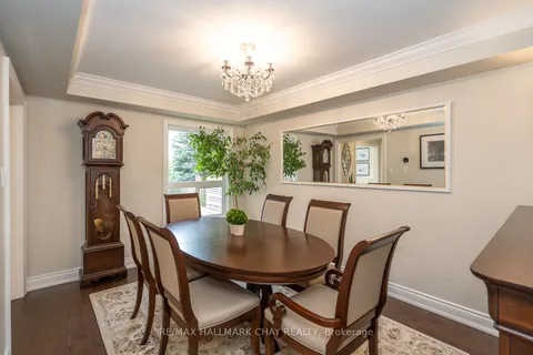 295 Tupper Boulevard, ON L9R 1Z6