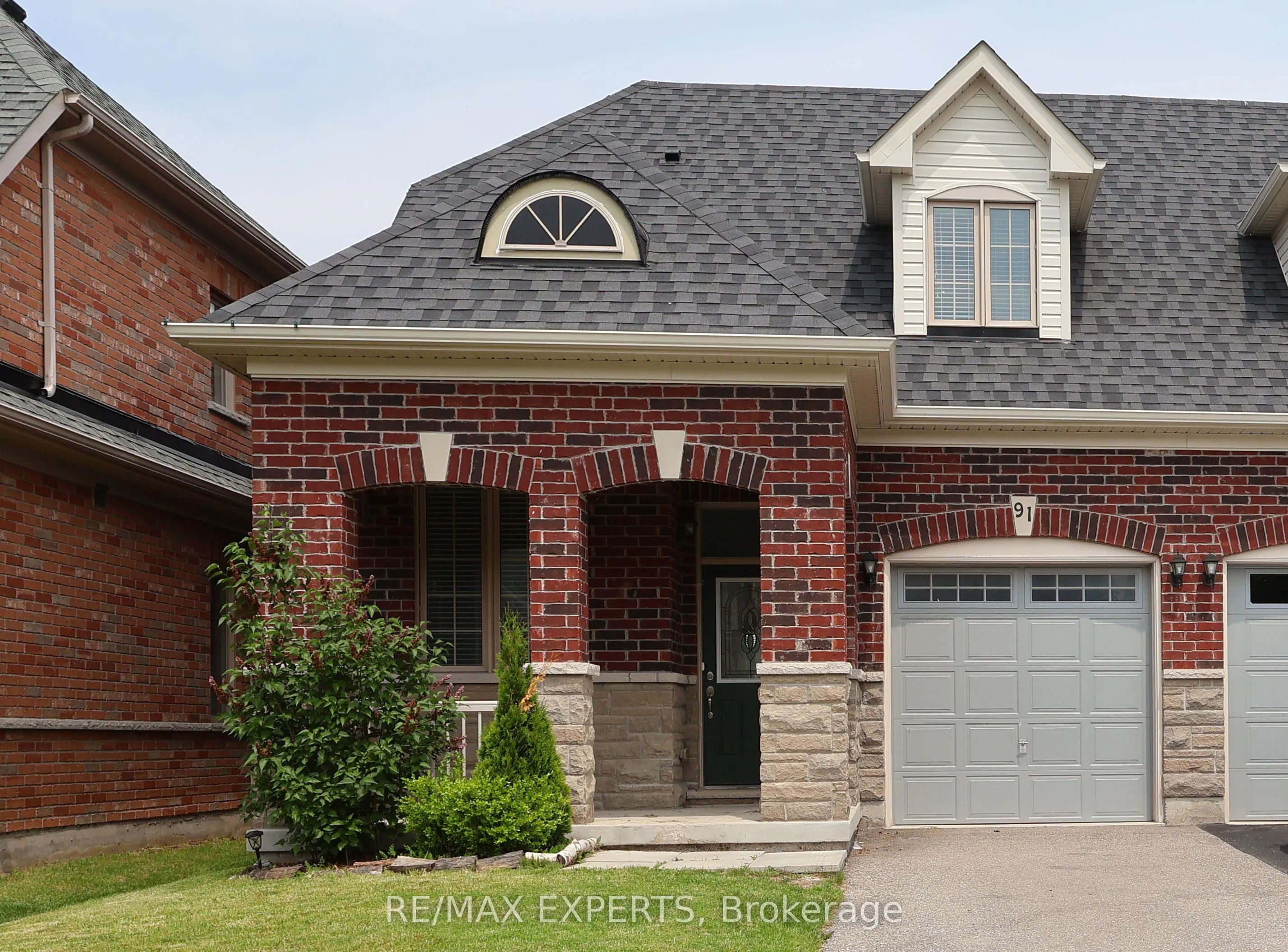 91 Kingsmere Crescent, ON L9R 0K6