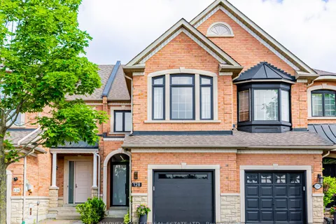 128 Kingsbridge Circle, ON L4J 8P2