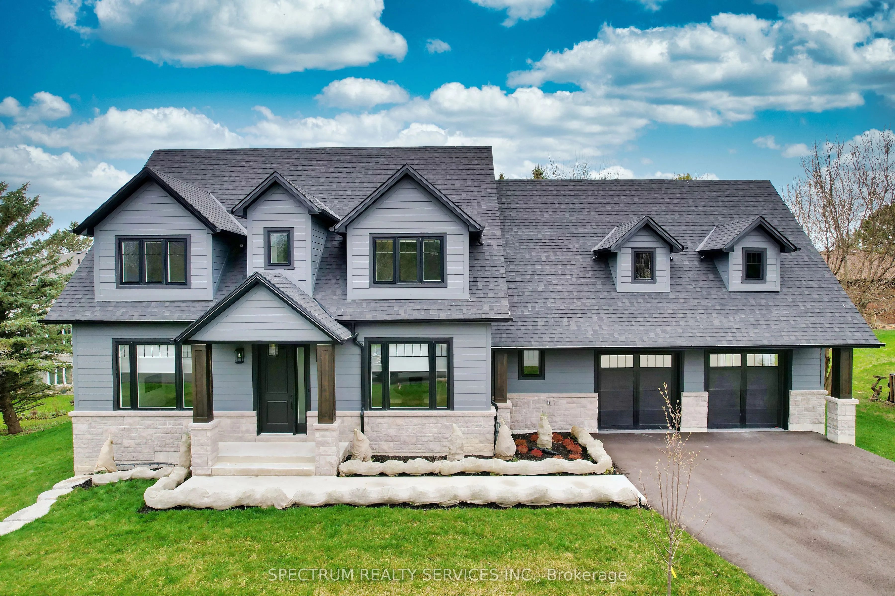 16 McGuire Court, ON L0G 1T0