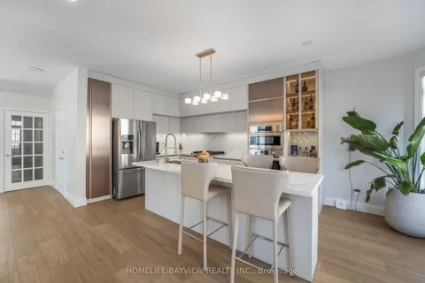 14 Montcalm Boulevard, ON L4H 2X6
