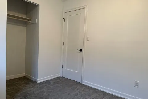 713 Sunnypoint Drive, ON L3Y 2Z7