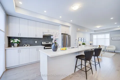 19 Guardhouse Crescent, ON L6C 3J7