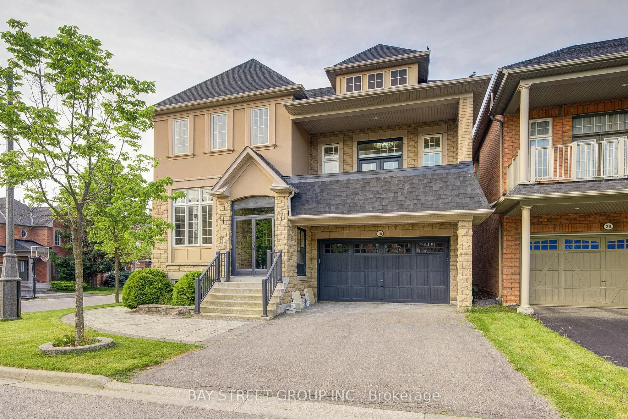 18 Wendelyn Drive, ON L4E 0A7
