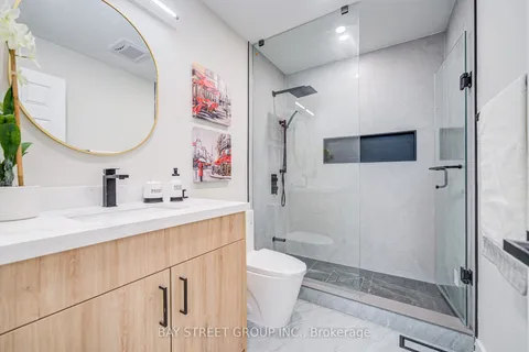 18 Wendelyn Drive, ON L4E 0A7