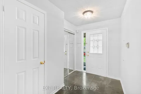 10 Breezeway Crescent, ON L4S 1V7