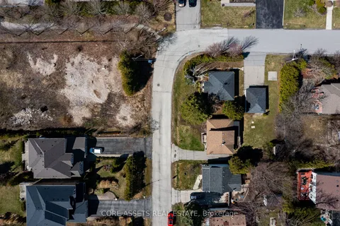 36 Sylvan Crescent, ON L4E 3A1