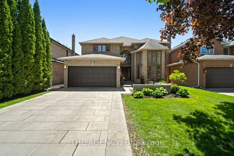 39 Savoy Crescent, ON L4J 7W3