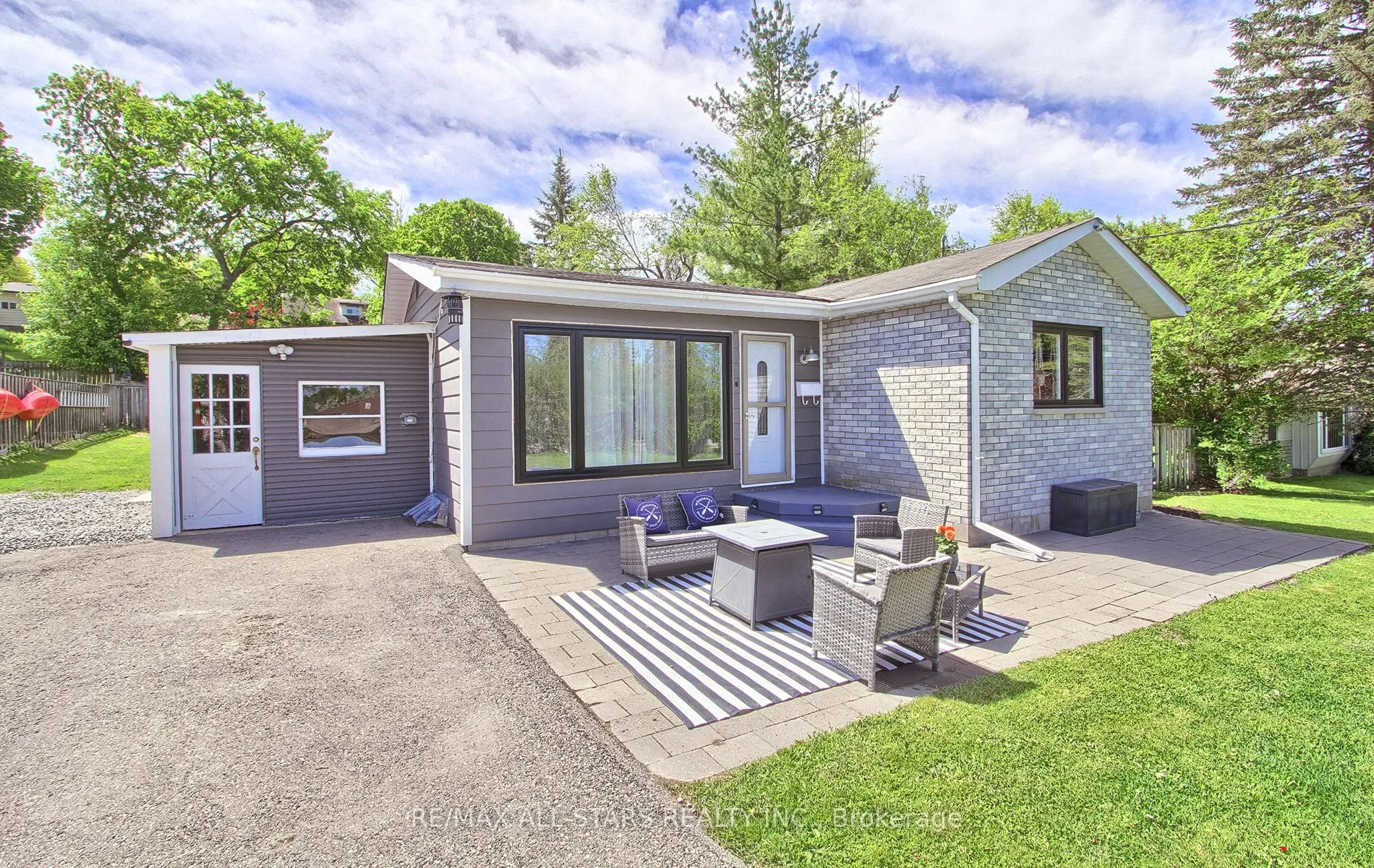 297 Walter Drive, ON L4P 3A8