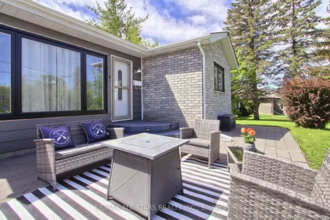 297 Walter Drive, ON L4P 3A8