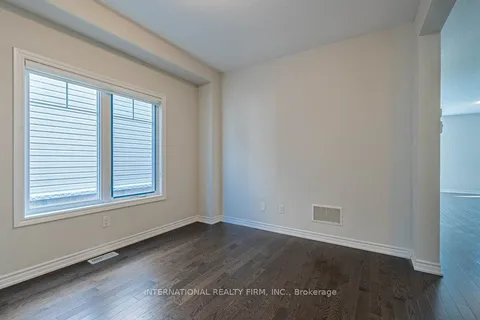 135 Knight Street, ON L9R 0R5